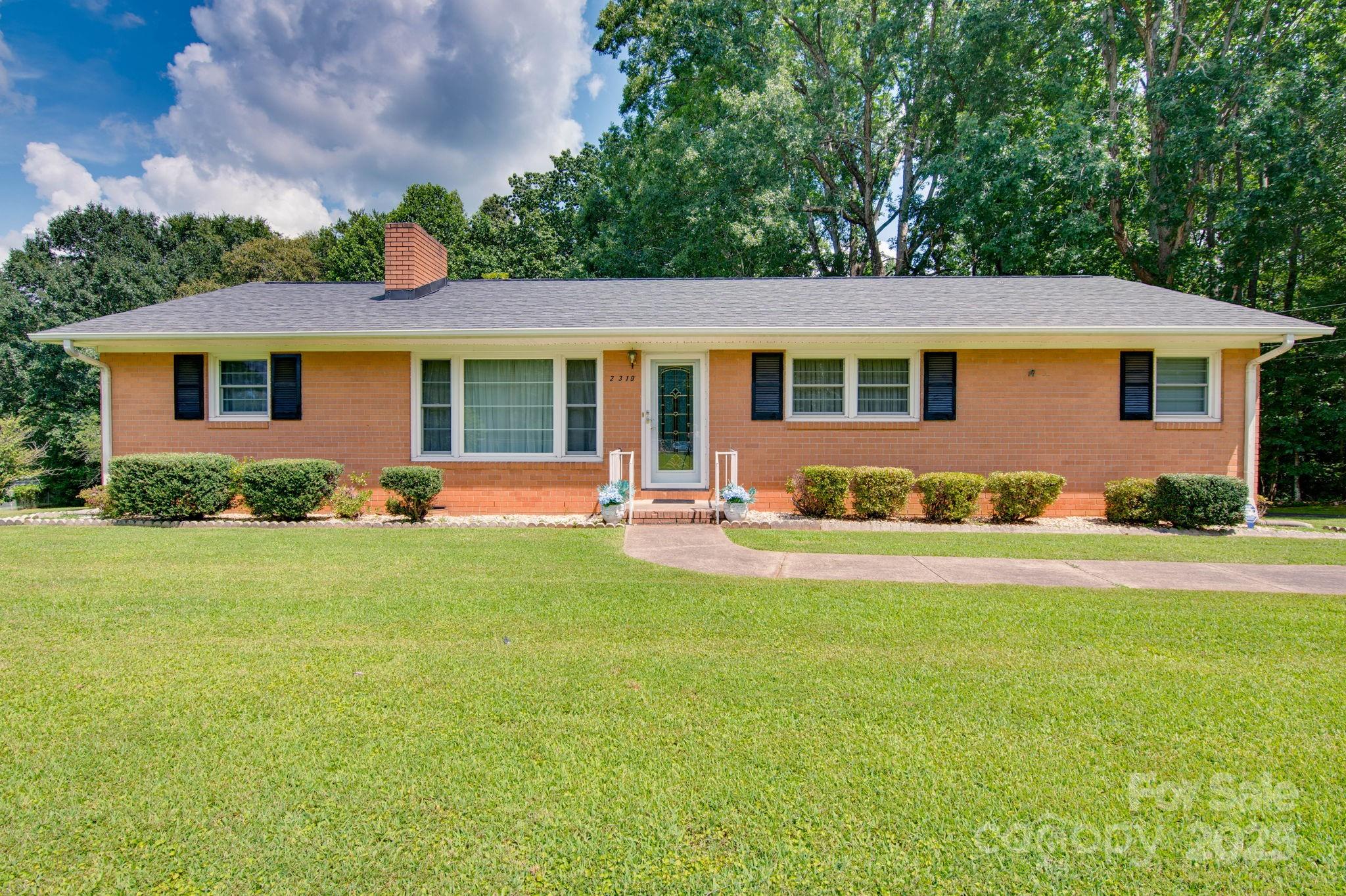 2319 Tin Mine Road Lincolnton, NC 28092 - Photo 1 of 30 a front view of house with yard and green space