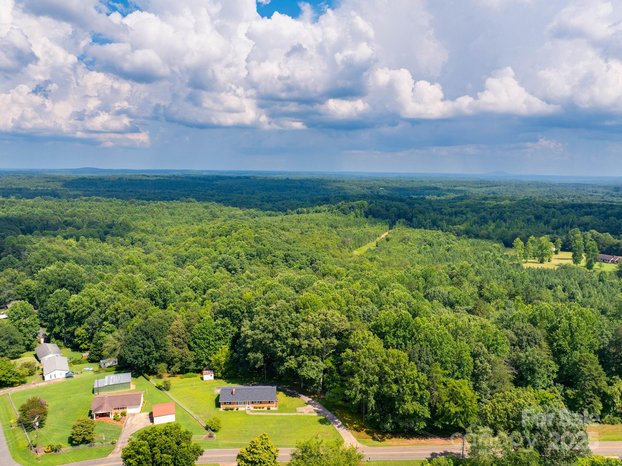 2319 Tin Mine Road Lincolnton, NC 28092 - Photo 3 of 30 a view of a garden