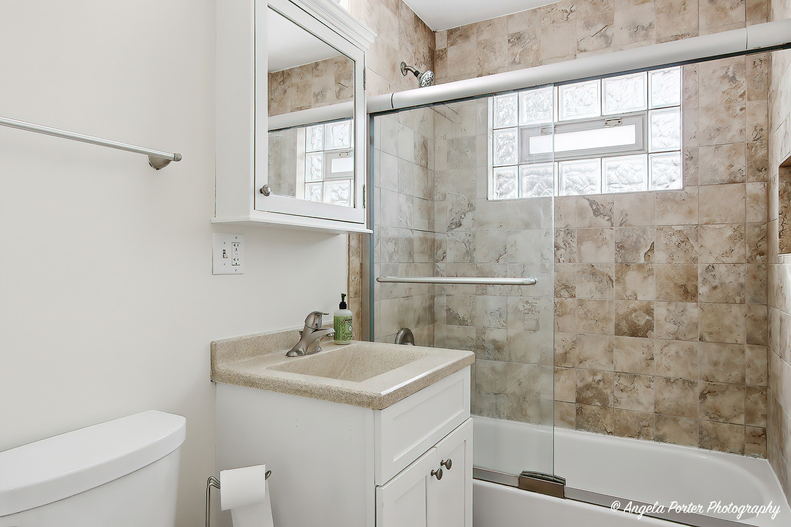 365 Willow Road Wauconda, IL 60084 - Photo 11 of 24 Gallery Image 11