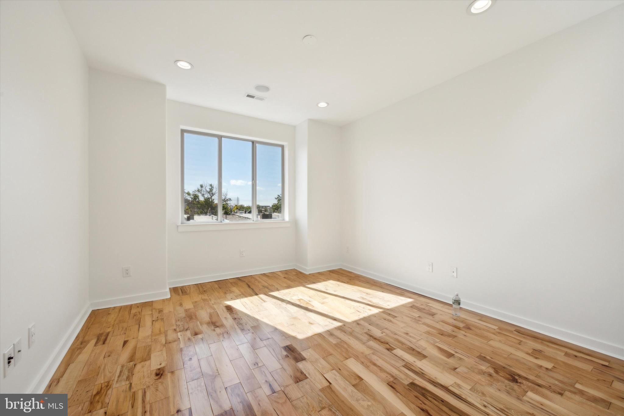 2605 Wilder Street Philadelphia, PA 19146 - Photo 17 of 24