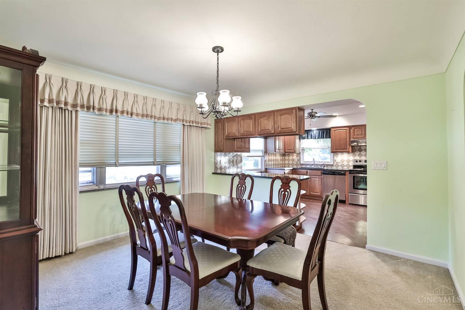 1123 West Galbraith Road Cincinnati, OH 45224 - Photo 8 of 22 Gallery Image 8