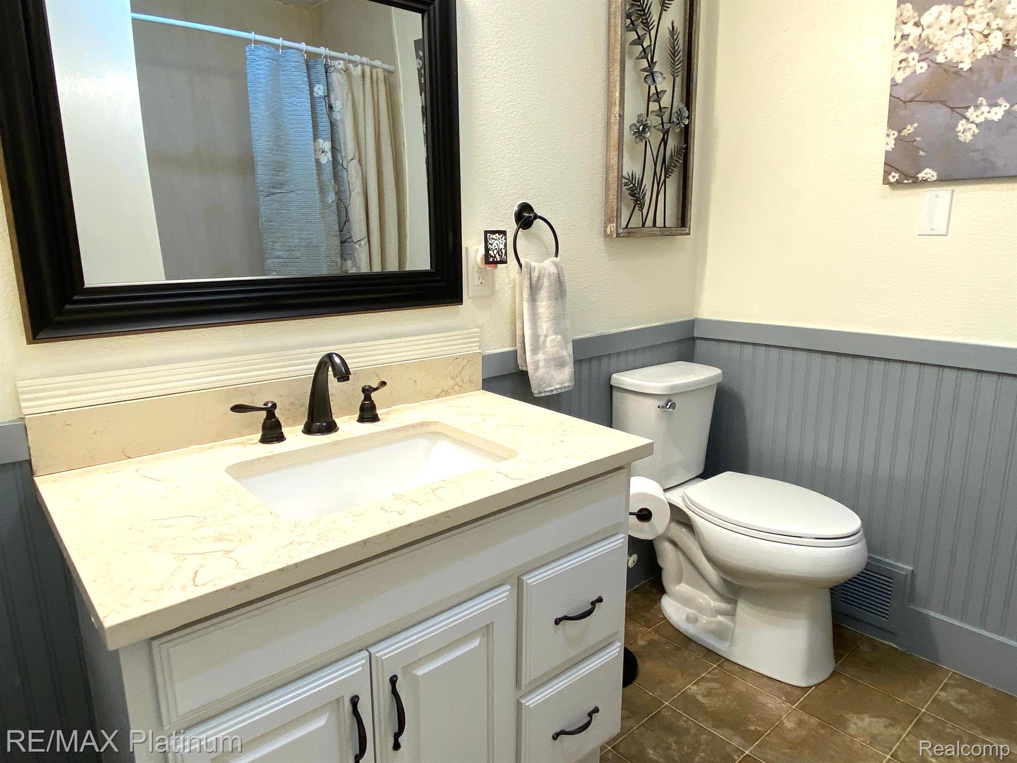 1017 North Latson Road Howell, MI 48843 - Photo 17 of 35 Main Bath