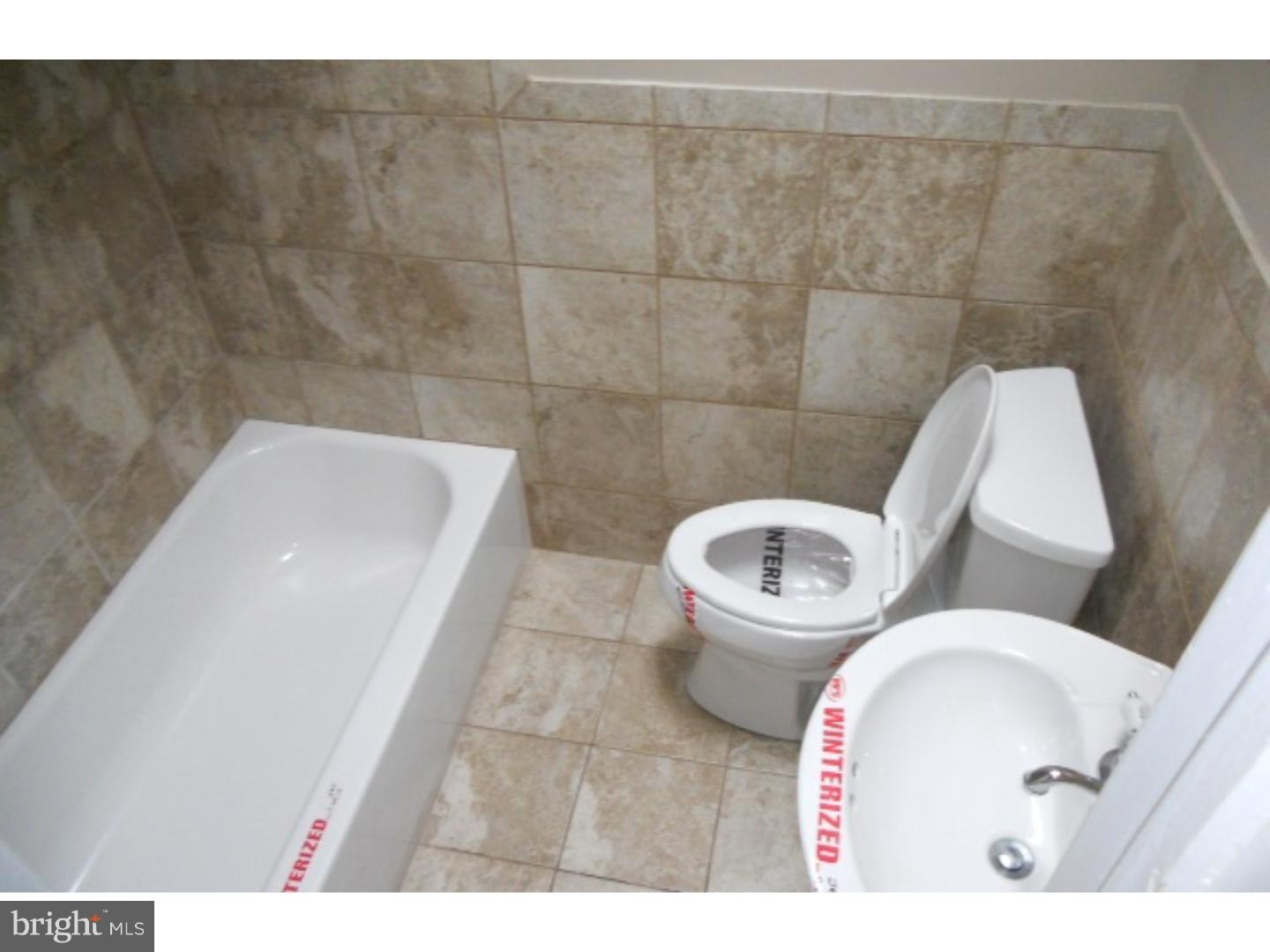1617 Pennington Road Philadelphia, PA 19151 - Photo 16 of 19 Bathroom
