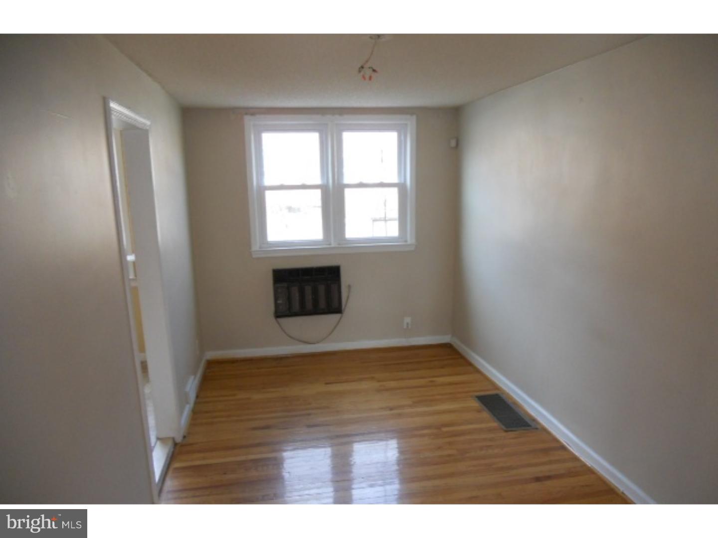 1617 Pennington Road Philadelphia, PA 19151 - Photo 4 of 19 Dining Room