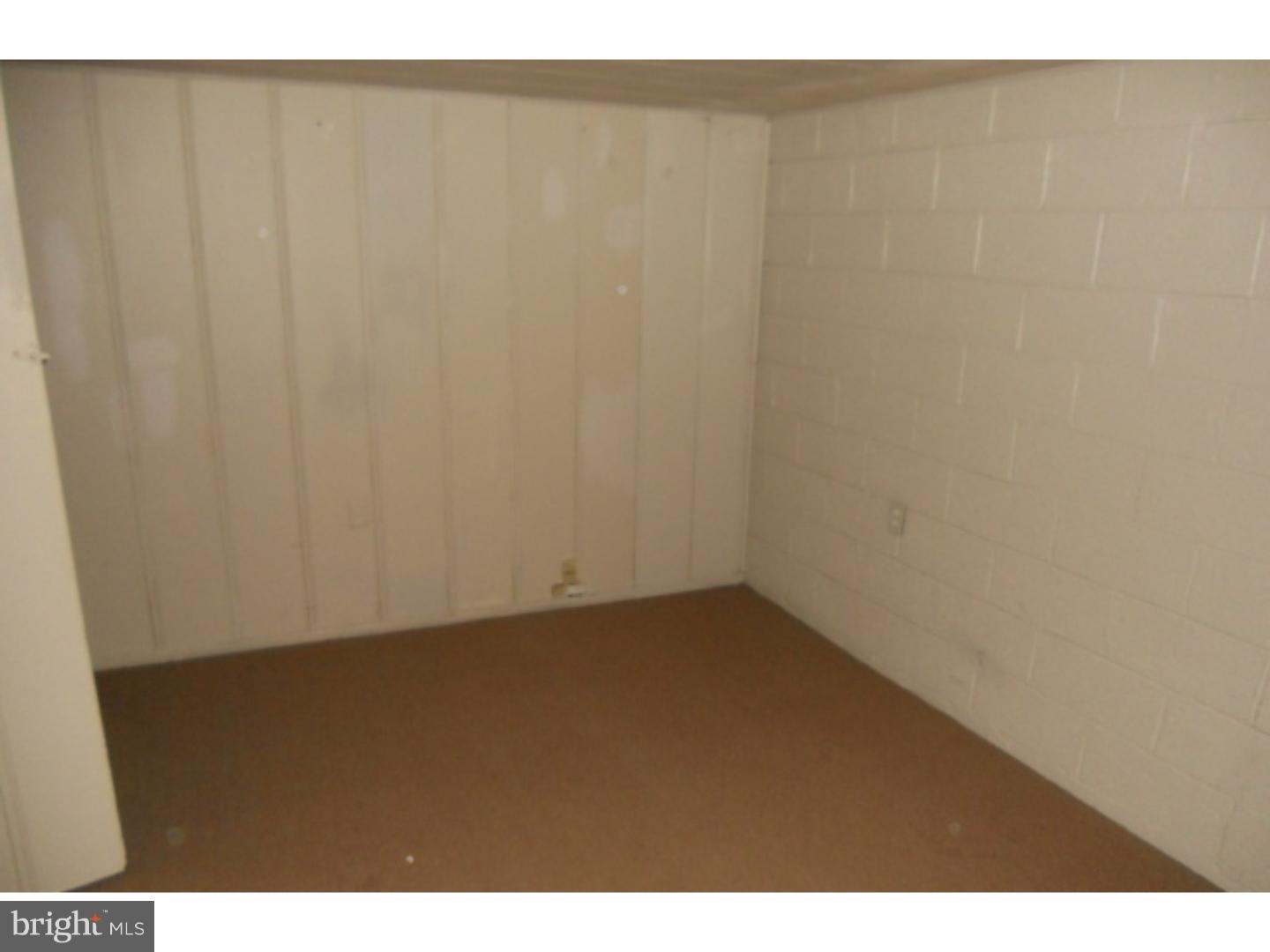 1617 Pennington Road Philadelphia, PA 19151 - Photo 7 of 19 Rec Room