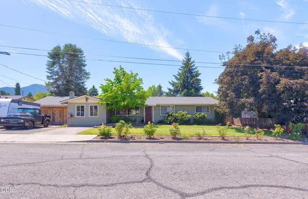$410,000 | 1411 Northeast Grable Drive, Grants Pass, OR 97526