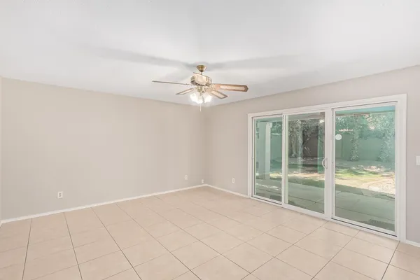 $2,595 | 7392 West Kristal Way, Glendale, AZ 85308