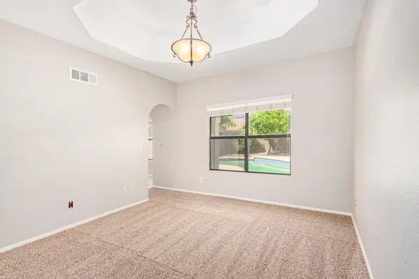 $2,595 | 7392 West Kristal Way, Glendale, AZ 85308