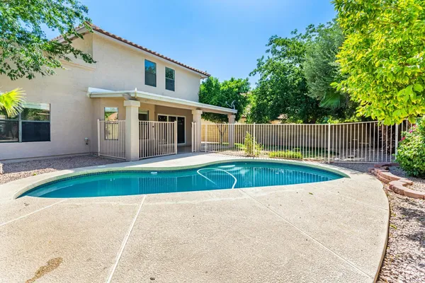 $2,595 | 7392 West Kristal Way, Glendale, AZ 85308