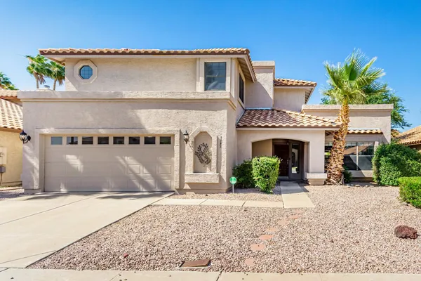 $2,595 | 7392 West Kristal Way, Glendale, AZ 85308