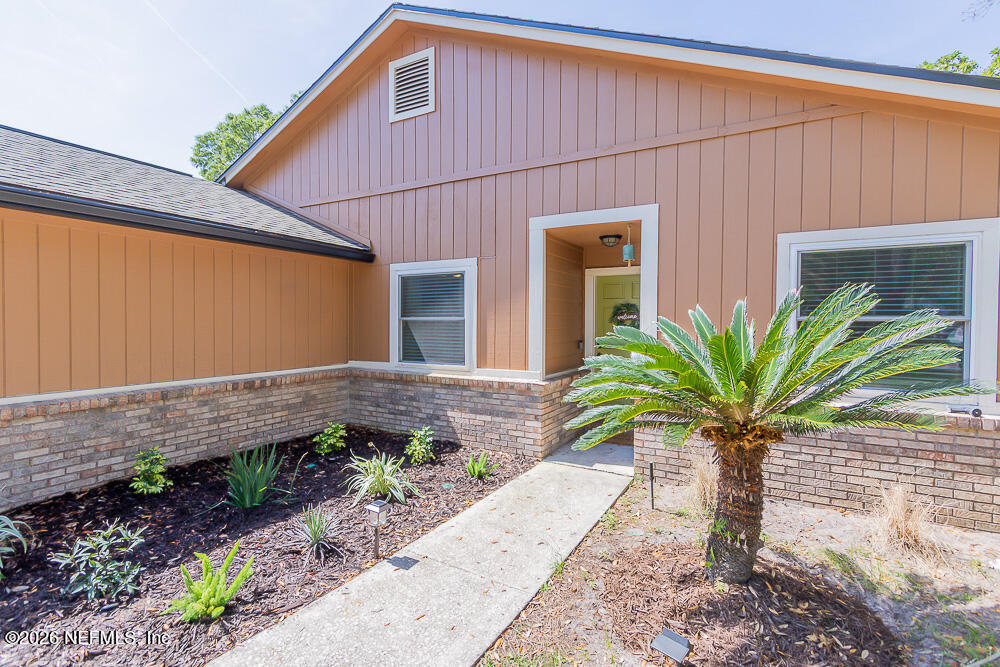 1540 Panther Ridge Court Jacksonville, FL 32225 - Photo 5 of 43 20260418_panther_ridge_ct_4222