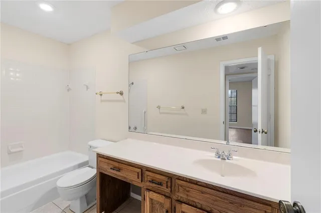 $154,000 | 12659 West 110th Terrace, Overland Park, KS 66210