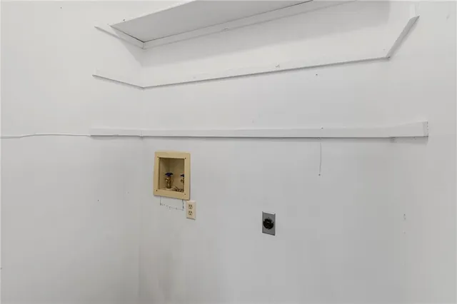 $154,000 | 12659 West 110th Terrace, Overland Park, KS 66210