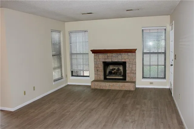 $155,900 | 12659 West 110th Terrace, Overland Park, KS 66210