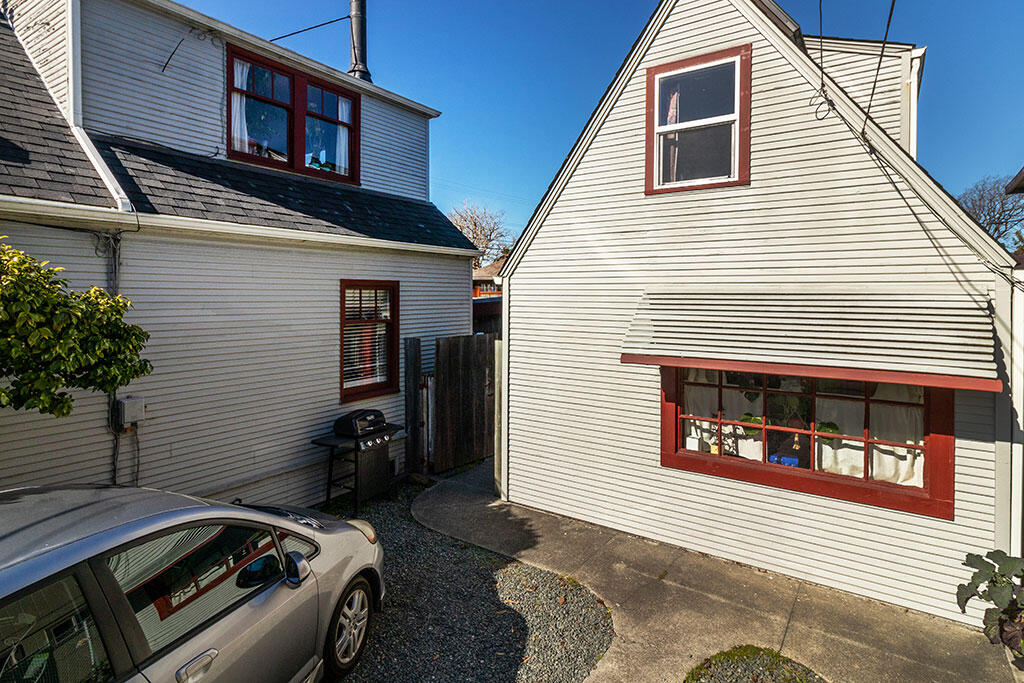 988 9th Street Arcata, CA 95521 - Photo 10 of 27 10