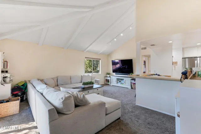 $435,000 | 1932 Heywood Street, Unit B, Simi Valley, CA 93065