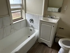 $199,999 | 3220 Emmaus Avenue, Zion, IL 60099