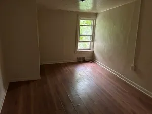 $199,999 | 3220 Emmaus Avenue, Zion, IL 60099