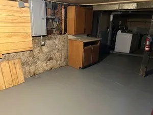 $199,999 | 3220 Emmaus Avenue, Zion, IL 60099