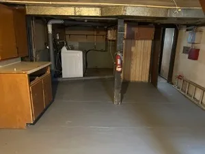 $199,999 | 3220 Emmaus Avenue, Zion, IL 60099