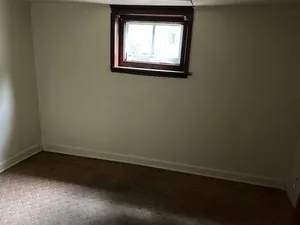 $199,999 | 3220 Emmaus Avenue, Zion, IL 60099