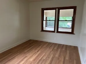 $199,999 | 3220 Emmaus Avenue, Zion, IL 60099