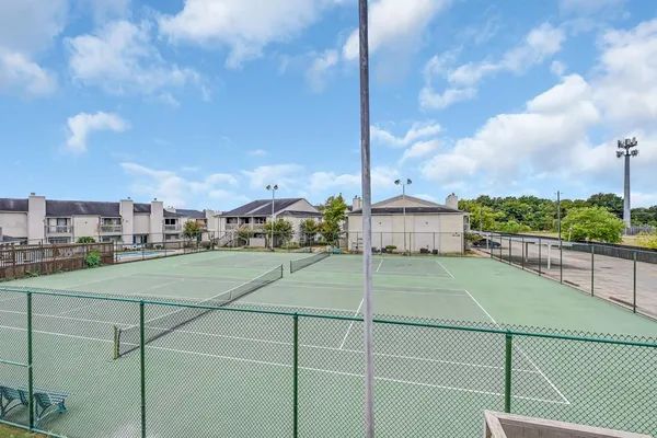 $125,000 | 3919 Fairmont Parkway, Unit 236, Pasadena, TX 77504