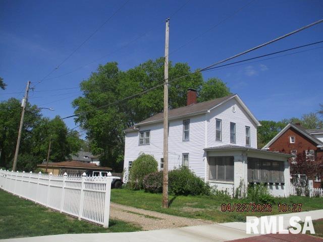 507 South 7th Street Pekin, IL 61554 - Photo 2 of 3