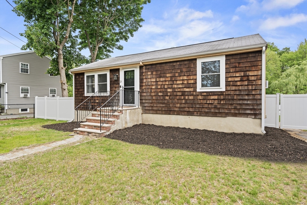 23 Leland Road North Reading, MA 01864 - Photo 2 of 30