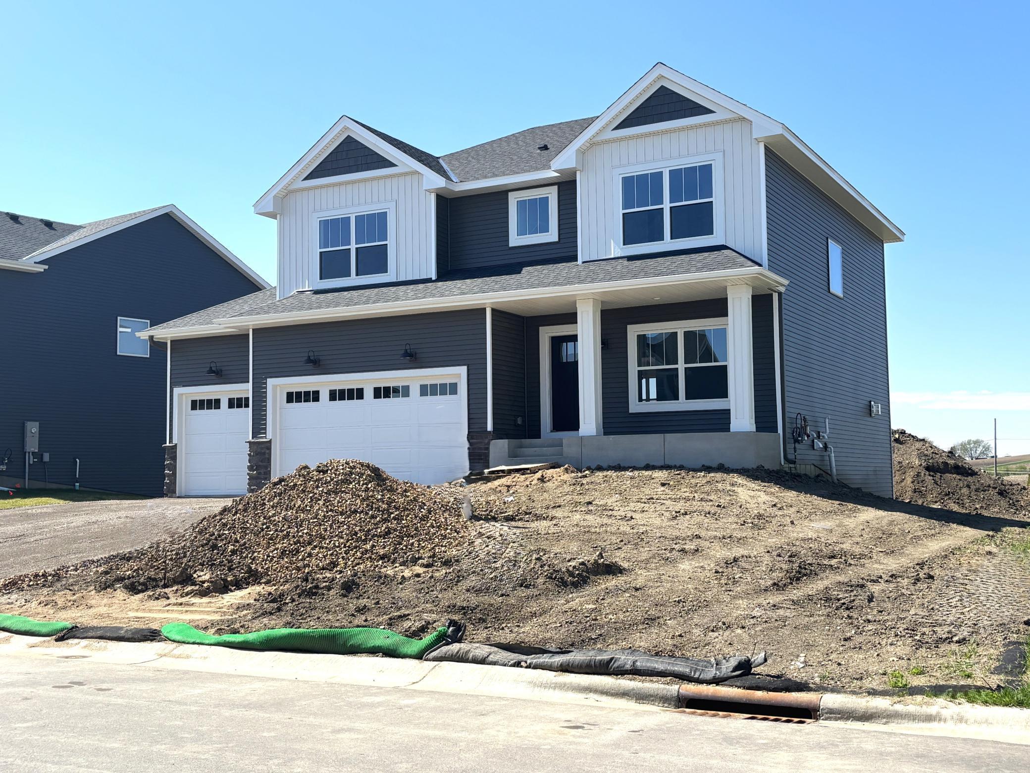 2026 Tamarack Road Carver, MN 55315 - Photo 2 of 55