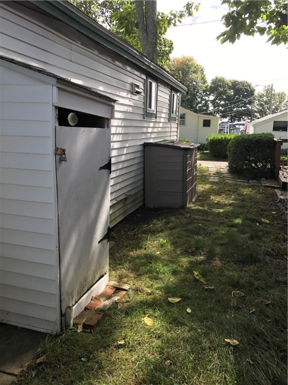 28 Andrew Comstock Road Warwick, RI 02886 - Photo 14 of 16