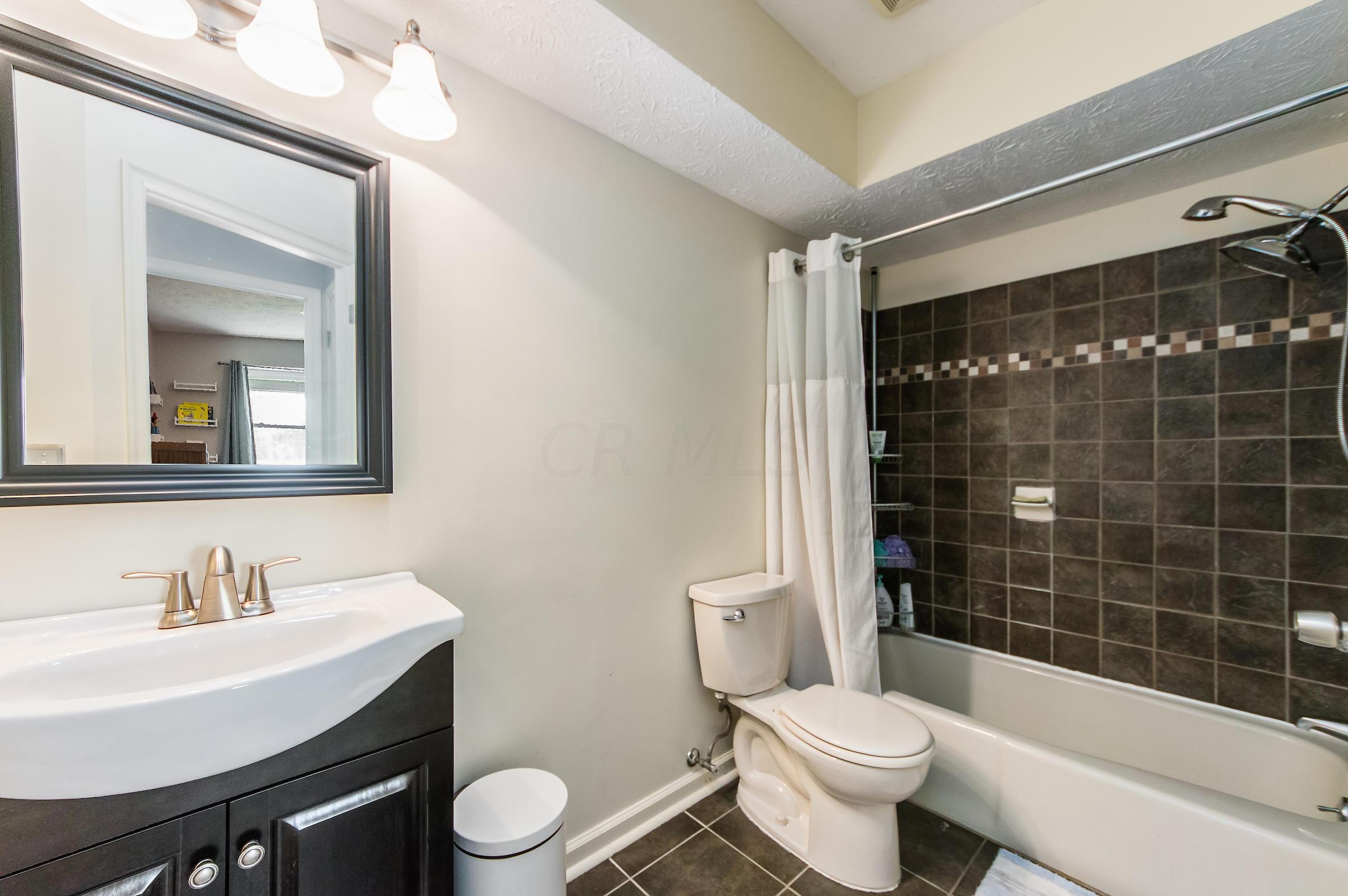 6328 Feder Road Columbus, OH 43228 - Photo 35 of 56 Gallery Image 35