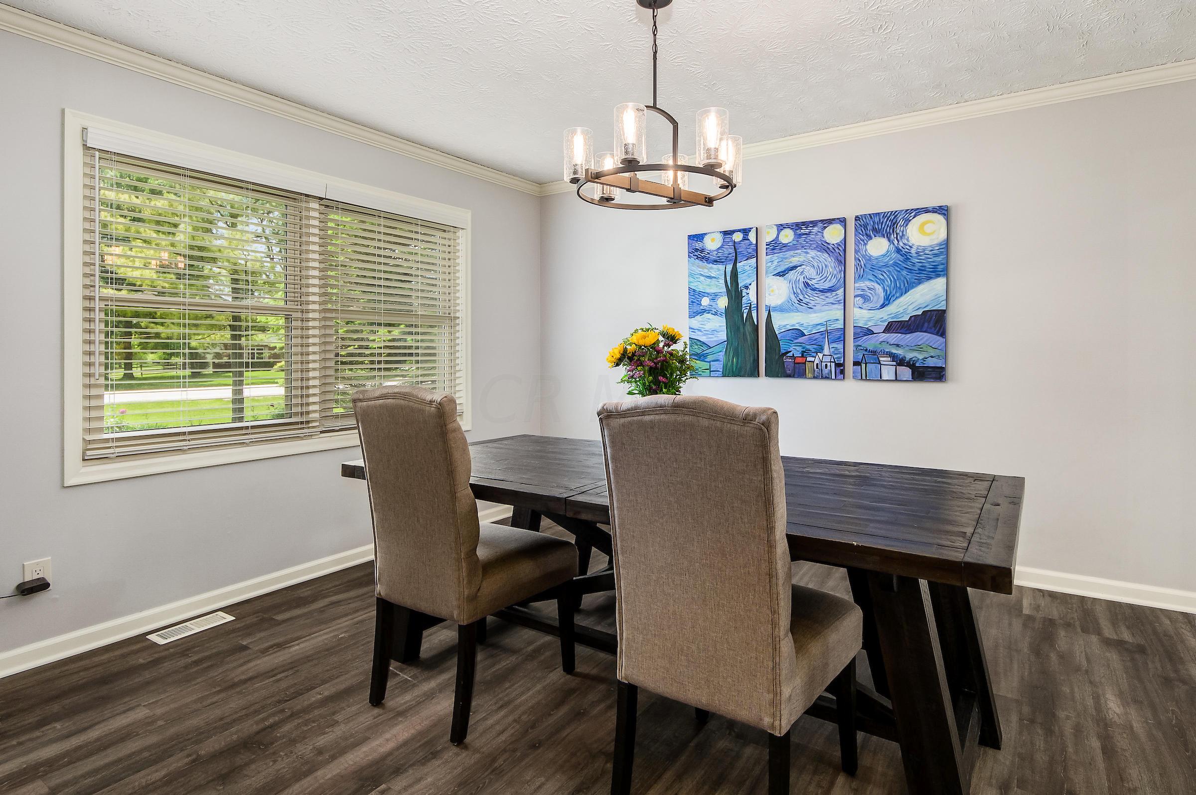 6328 Feder Road Columbus, OH 43228 - Photo 4 of 56 Gallery Image 4
