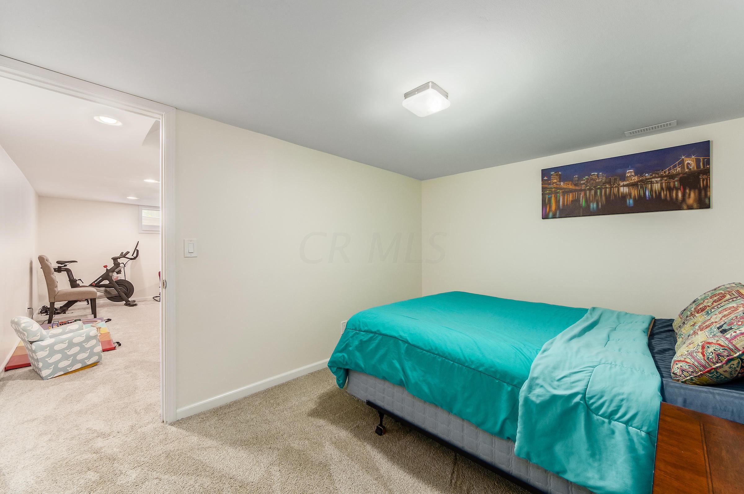 6328 Feder Road Columbus, OH 43228 - Photo 43 of 56 Gallery Image 43