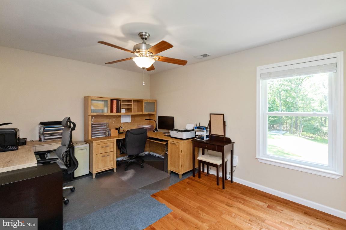 1904 Ridge Road Haymarket, VA 20169 - Photo 35 of 40