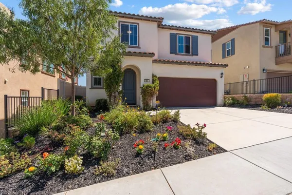 $975,000 | 887 Brookdale Drive, Vista, CA 92081