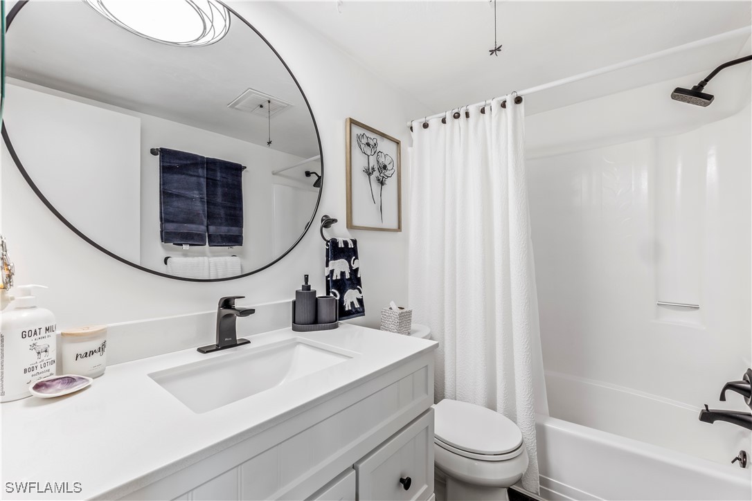 8127 Country Road, Unit 201 Fort Myers, FL 33919 - Photo 5 of 15