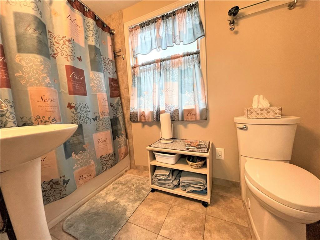 756 Elk Avenue Rochester, PA 15074 - Photo 14 of 20