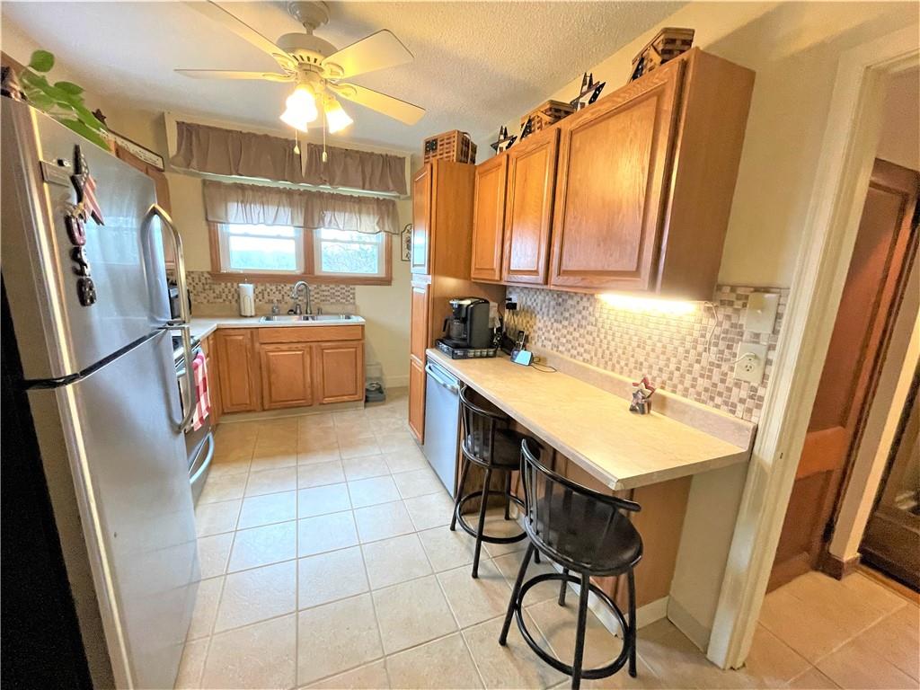 756 Elk Avenue Rochester, PA 15074 - Photo 7 of 20
