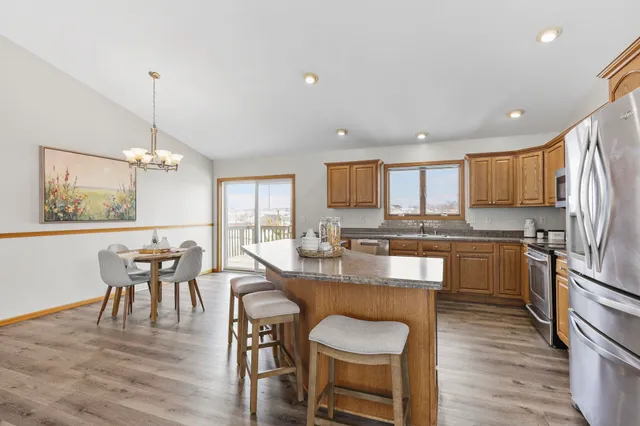 $484,900 | 1032 Vista Ridge Drive, Mount Horeb, WI 53572