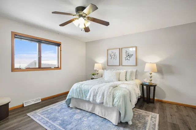 $484,900 | 1032 Vista Ridge Drive, Mount Horeb, WI 53572