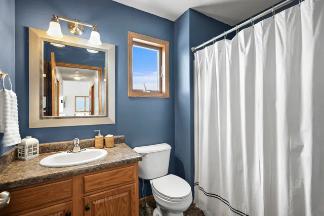 $484,900 | 1032 Vista Ridge Drive, Mount Horeb, WI 53572