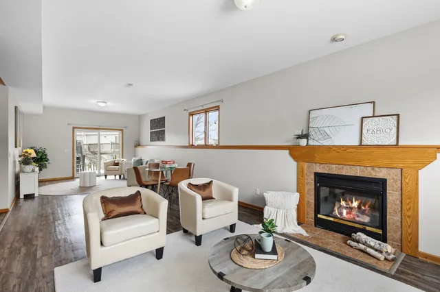 $484,900 | 1032 Vista Ridge Drive, Mount Horeb, WI 53572