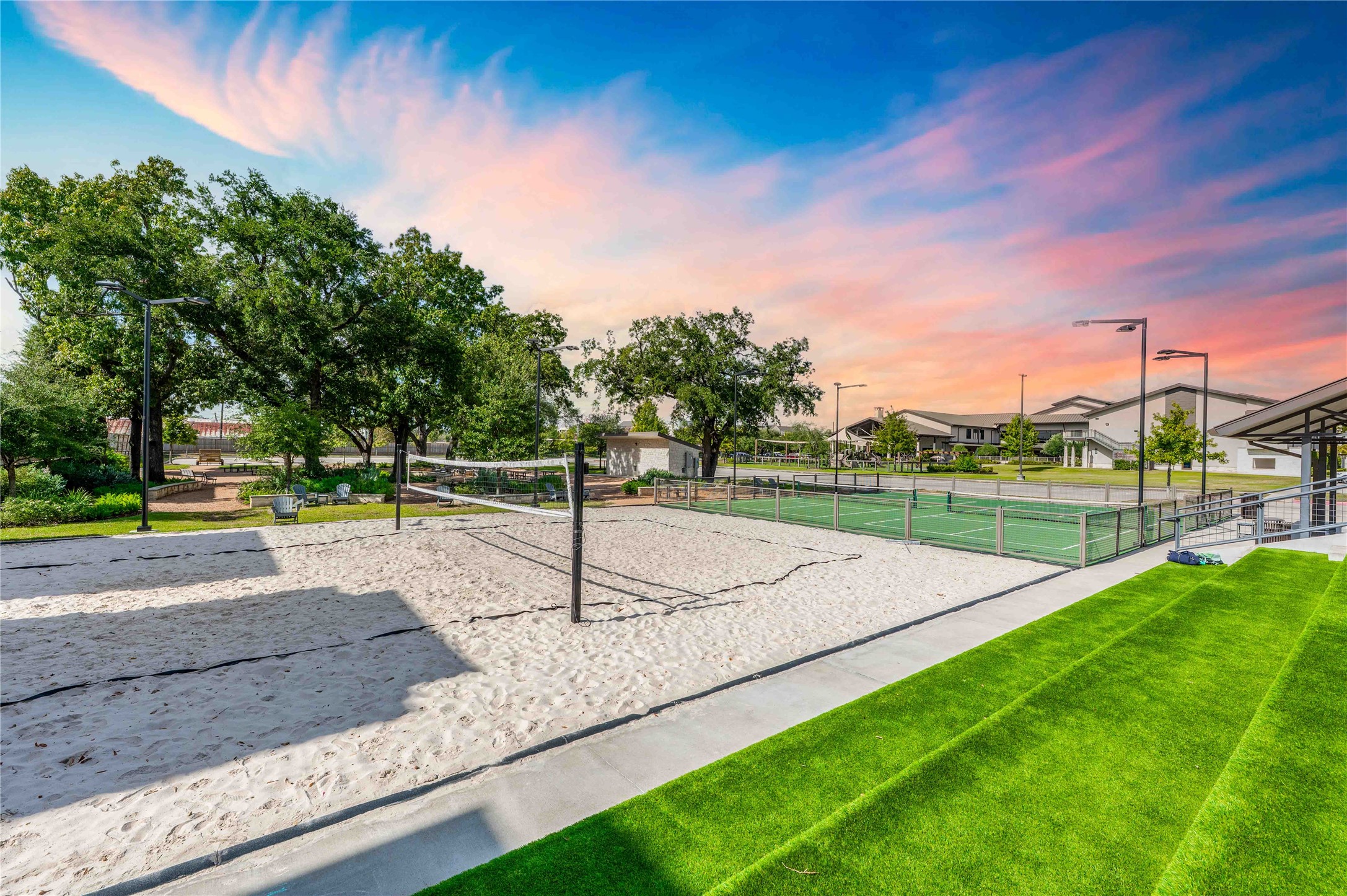 1038 Timbergrove Yards Lane Houston, TX 77008 - Photo 29 of 43 a view of a park