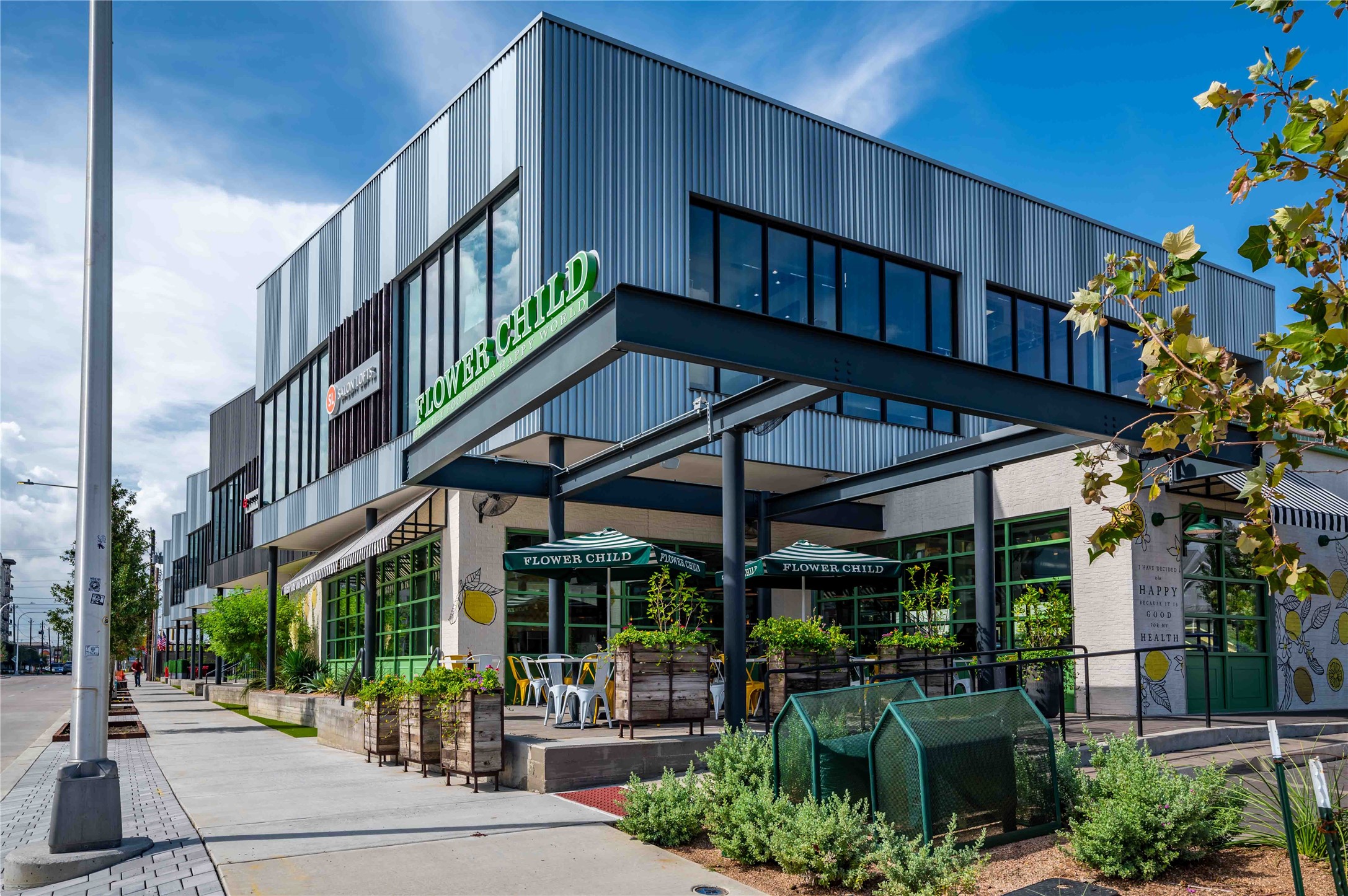 1038 Timbergrove Yards Lane Houston, TX 77008 - Photo 35 of 43 a view of a building with a porch