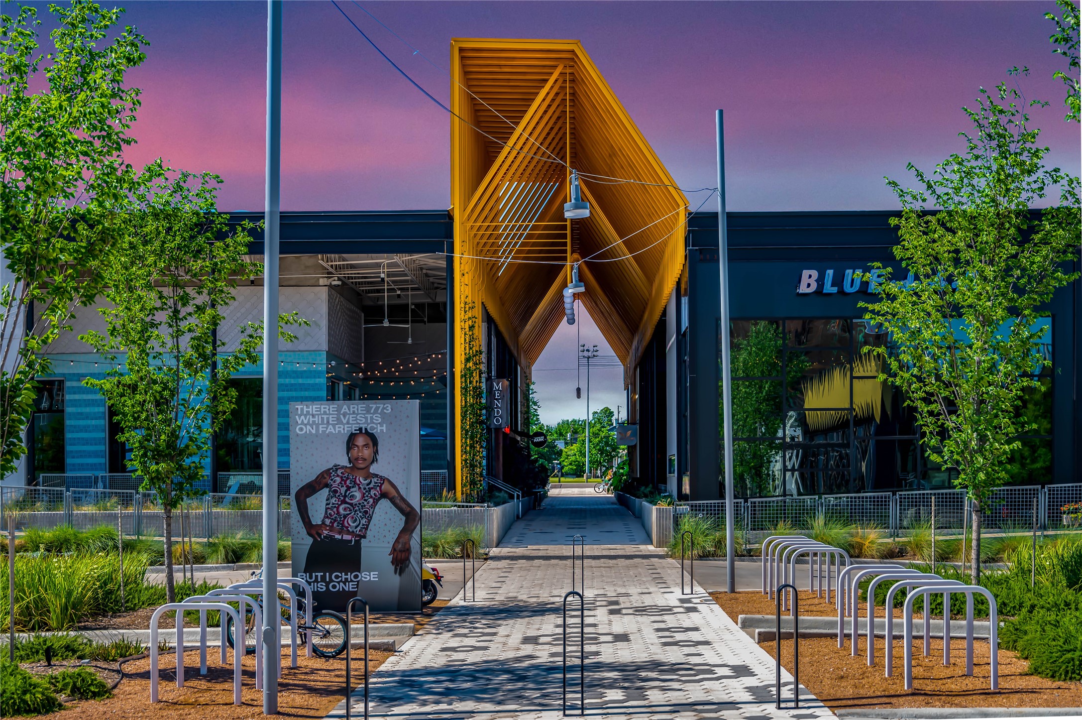 1038 Timbergrove Yards Lane Houston, TX 77008 - Photo 42 of 43 M-K-T mixed use development offering shops, restaurants & more! - 1.9 miles