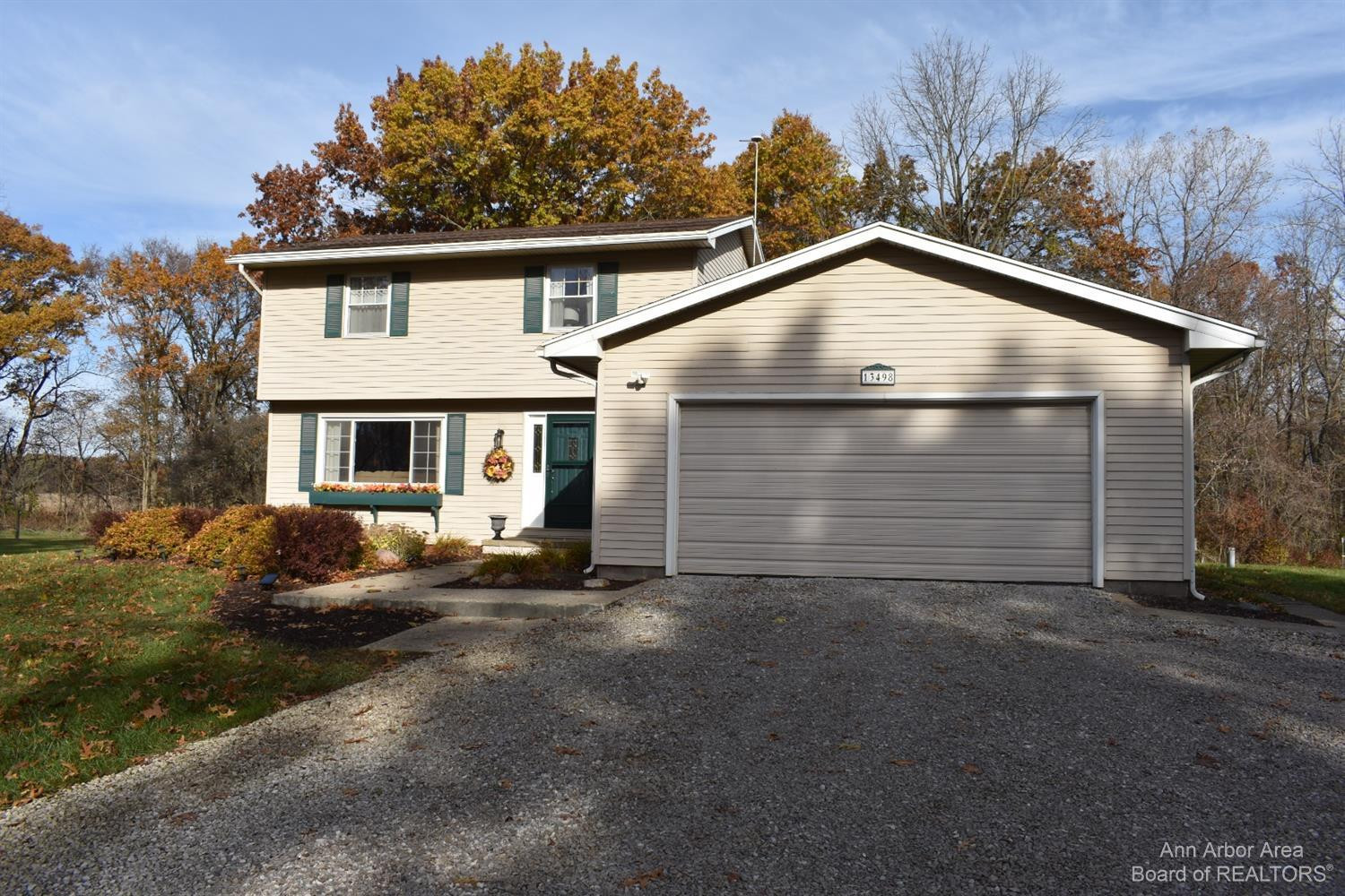 13498 Sherman Road Milan, MI 48160 - Photo 1 of 38 Photo 1