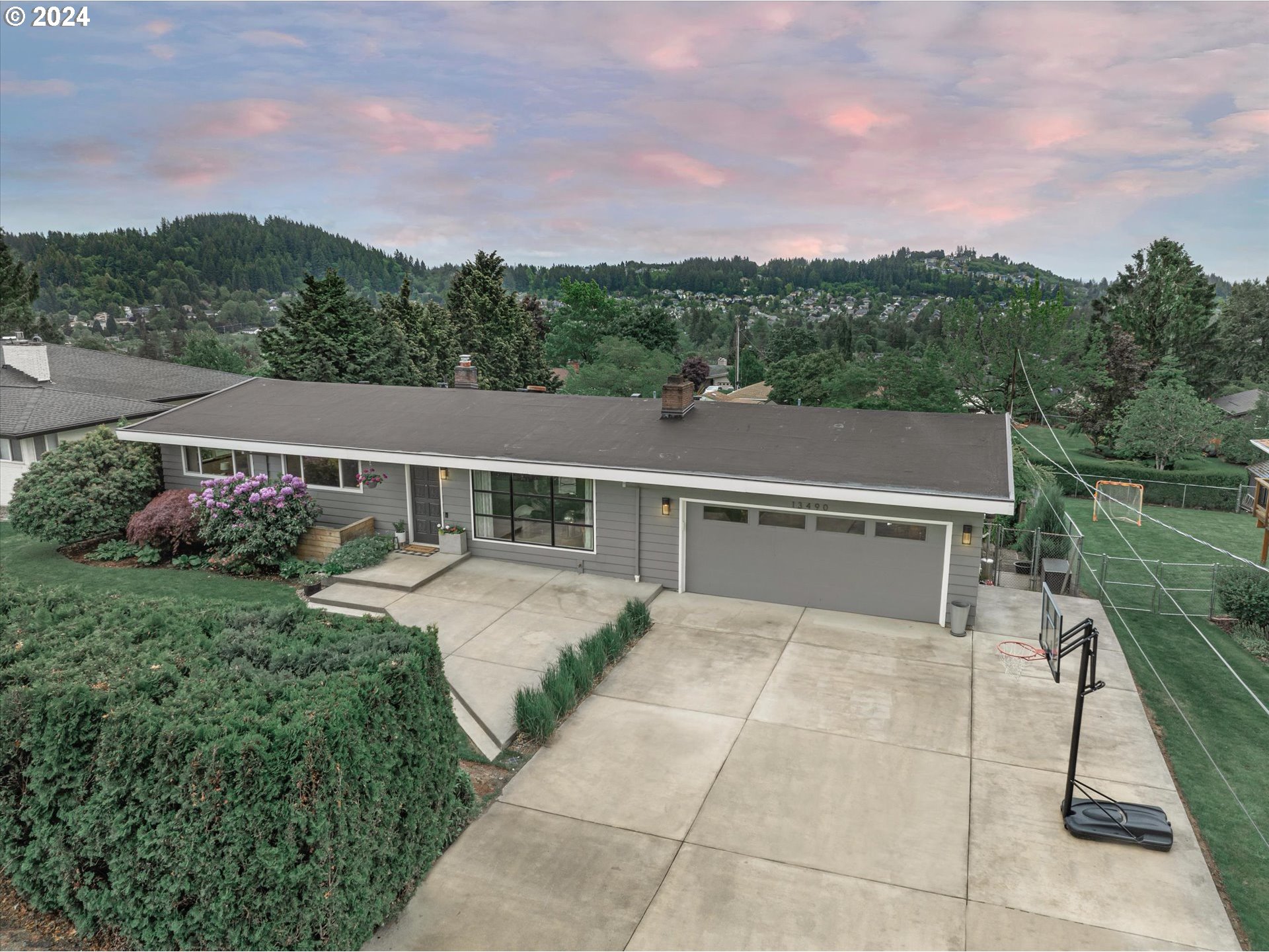 13490 Southeast Kanne Road Happy Valley, OR 97086 - Photo 1 of 38 Gallery Image 1