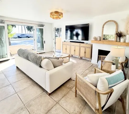 $3,349,999 | 4821 East Ocean Boulevard, Long Beach, CA 90803