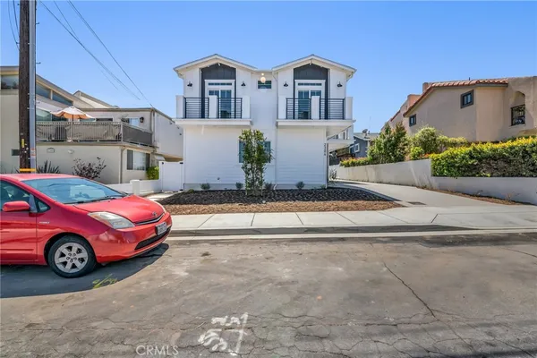 $10,000 | 2304 Harriman Lane, Unit A, Redondo Beach, CA 90278